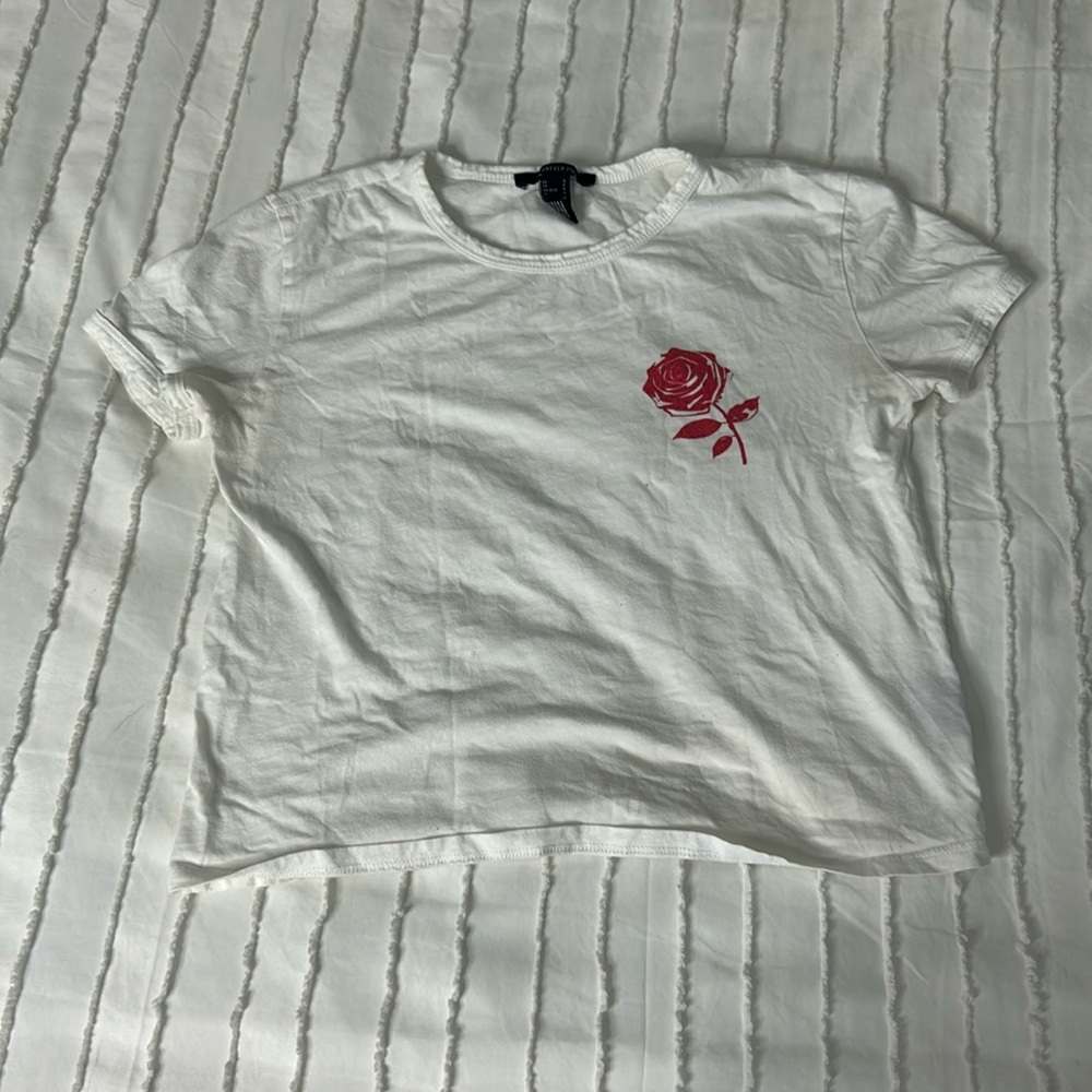 Forever 21 t-shirt. Size Small.